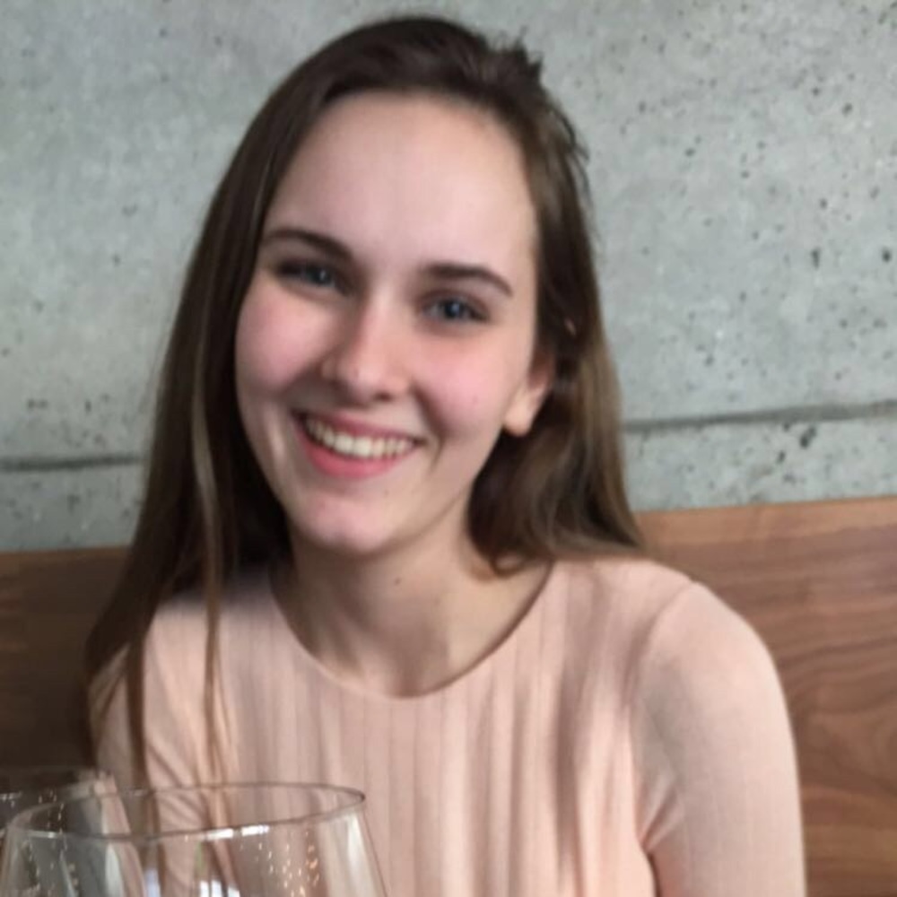 Meet your Posher, Kelsey